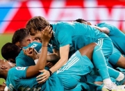 开云体育入口-那不勒斯翻盘拜仁，本泽马带队取胜