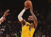 开云-76人绝杀火箭，詹姆斯状态火热