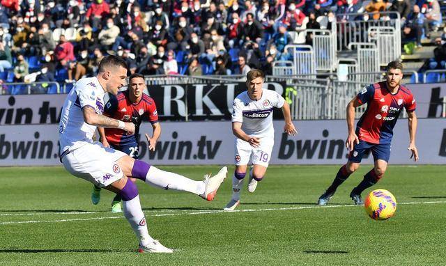 佛罗伦萨击败实力强劲的对手