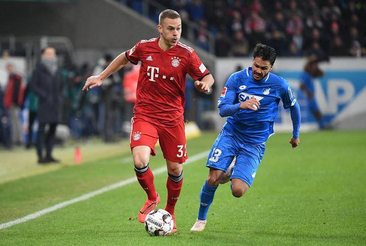 狼堡客场击败对手，继续领跑德甲