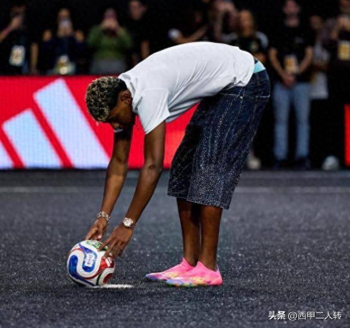 国王球员因偷懒被队友指责，引发队内矛盾