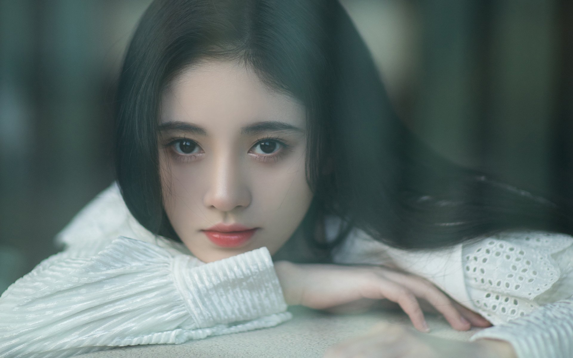 顶住字母哥的狂澜！爱德华兹的稳定输出，就是掘金死里逃生的理由